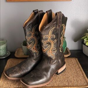 Old West Dark Brown Cowboy Boots with Embroidery